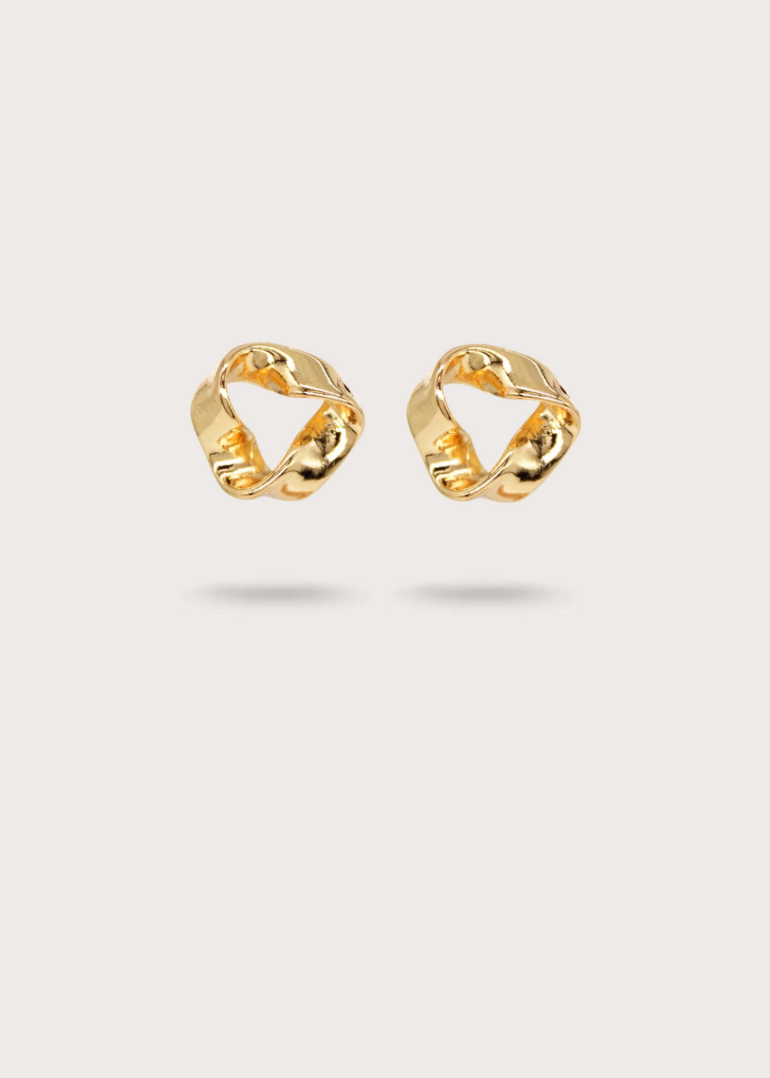 LASSO Gold studs