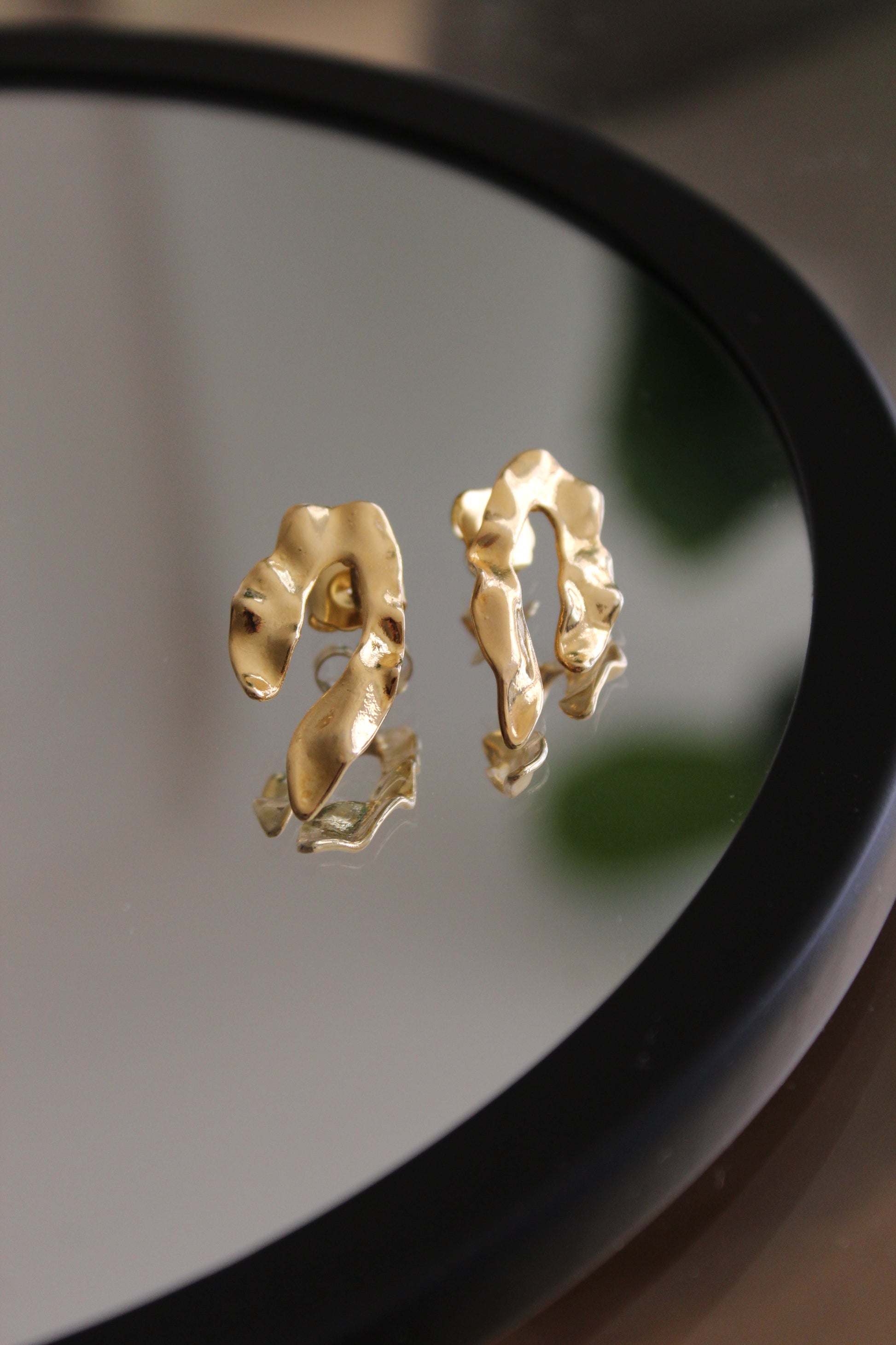 PALOMA MINI Gold Earrings