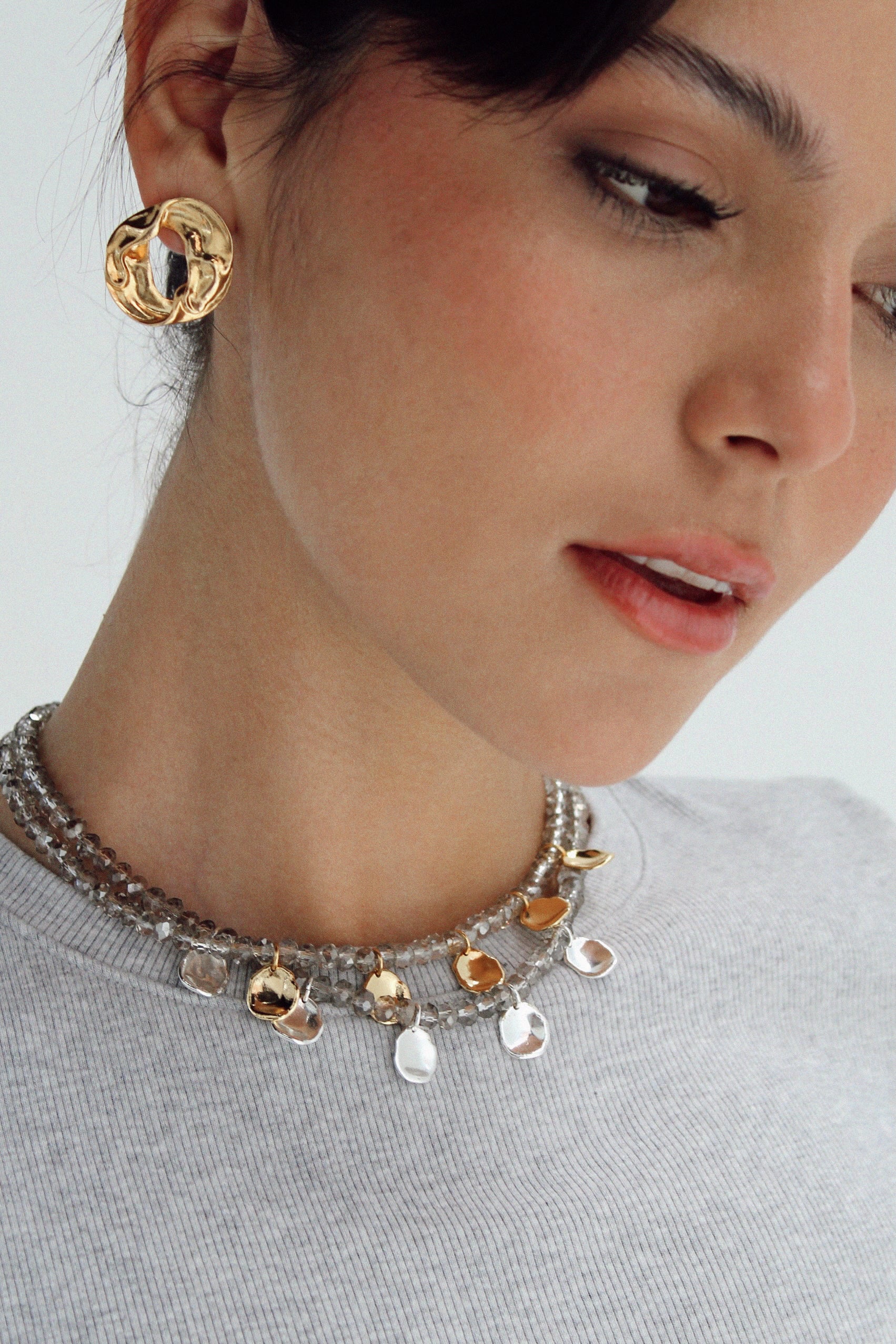 PETAL GRAY Gold Necklace