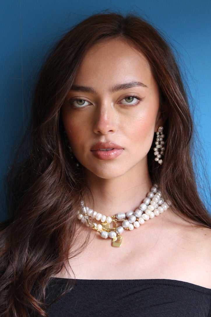 AMIRA Pearl Earrings
