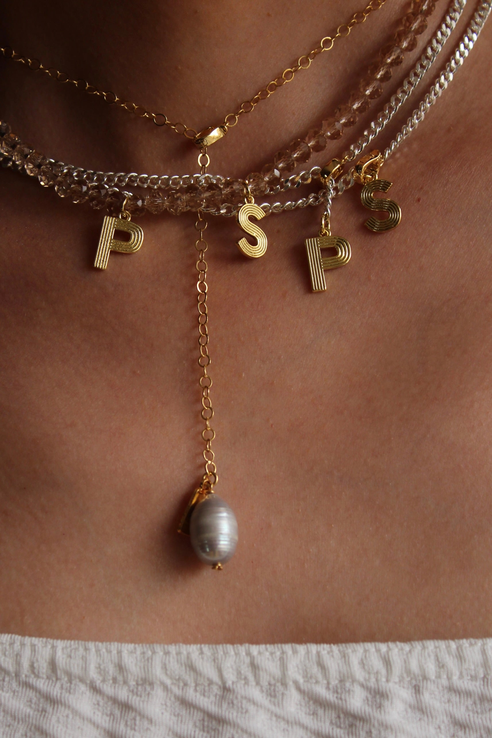 ALFABETO Necklace - 3 iniciales
