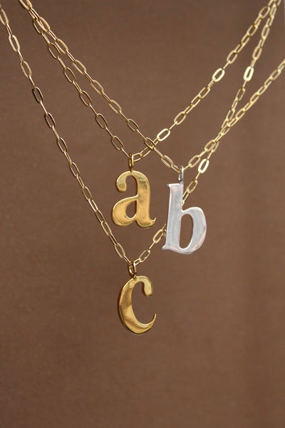 INITIAL GOLD - Paperclip chain 16"