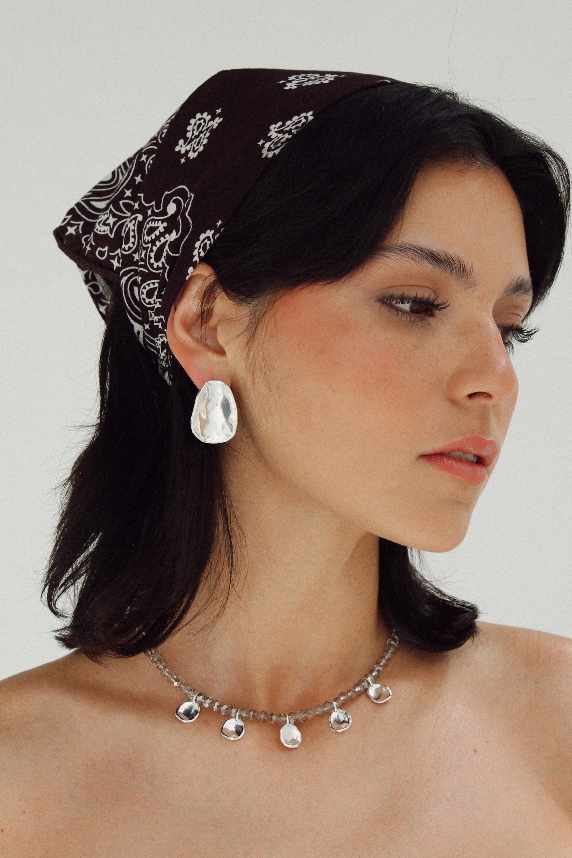 PETAL GRAY Silver Necklace