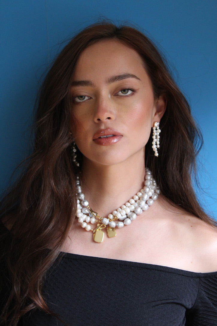 AMIRA Pearl Earrings